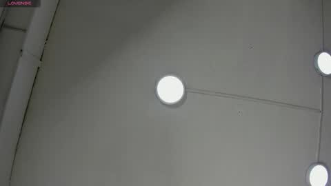 nayara_macherano online show from December 15, 11:28 am