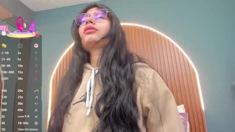 Naye  online show from December 22, 3:46 am