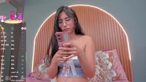 Naye  online show from February 6, 7:12 am