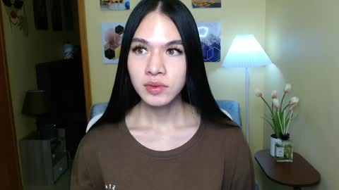 Nayika Huge online show from December 27, 8:35 am