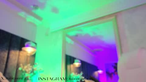 Juli  online show from September 19, 11:58 am