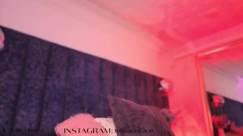 Juli  online show from September 30, 12:48 pm