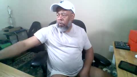 Terry online show from October 31, 6:08 pm