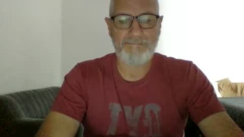 neckdown12 online show from March 29, 9:49 pm