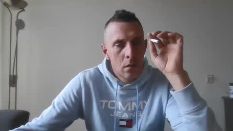 nederland77 online show from December 25, 9:56 am