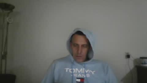 nederland77 online show from December 30, 6:31 am