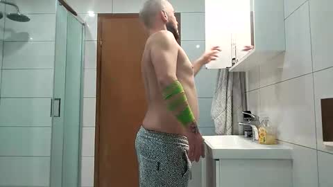 needfck180716 online show from November 20, 7:29 am