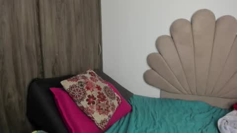 Nei turn green online show from September 30, 12:32 am