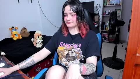 Geek Nicole    im Neeko UwU online show from April 11, 7:45 am