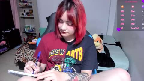 Geek Nicole    im Neeko UwU online show from October 16, 6:29 pm