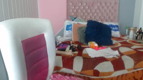 Snapshot of negrabig_38 chatting on February 25, 9:42 am negrabig 38 online show from February 25, 9:42 am