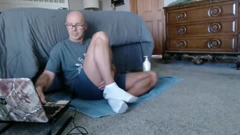 NEIGHBORGUY4U online show from December 7, 7:38 pm