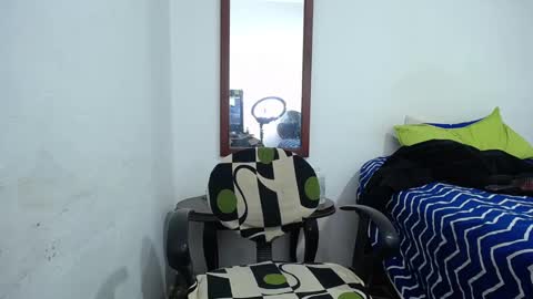 neitan___ online show from December 15, 8:47 pm