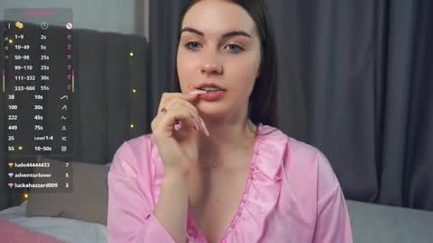 Histori online show from October 13, 8:33 pm