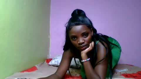 nelly_ebony5 online show from June 15, 7:44 am
