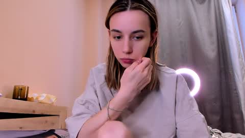 nelly_yy online show from February 2, 12:57 pm