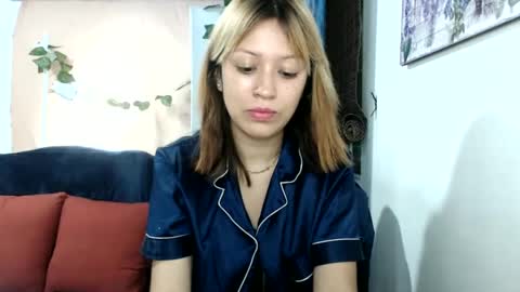 Snapshot of nena_lov chatting on March 11, 11:58 pm Star online show from March 11, 11:58 pm