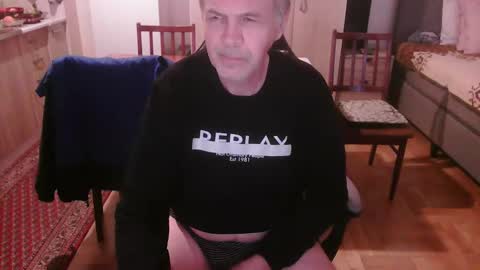 neno89654 online show from January 15, 4:43 am