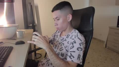 Jhin online show from October 2, 5:01 pm