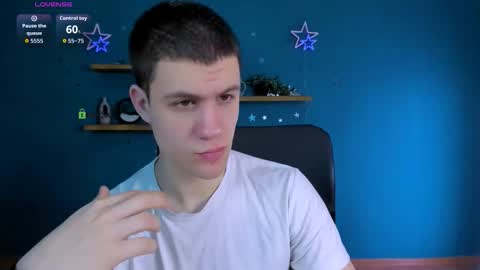 neo_raze_ online show from March 1, 8:02 pm