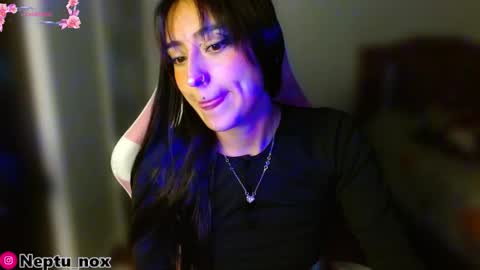 Neptu noxx online show from February 18, 5:07 am