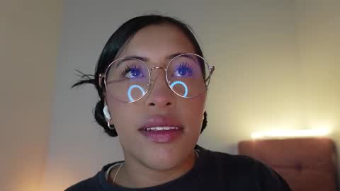 Snapshot of nerak_a chatting on September 18, 4:44 pm Helena Every Friday new video for my fan club loves online show from September 18, 4:44 pm