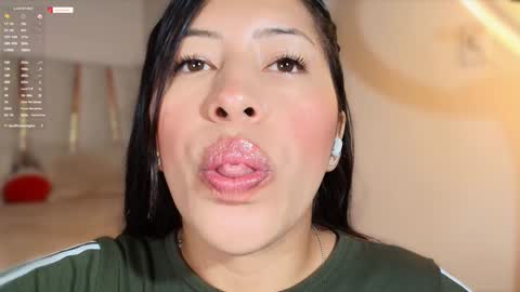 Snapshot of nerak_a chatting on December 2, 5:32 pm Helena Every Friday new video for my fan club loves online show from December 2, 5:32 pm