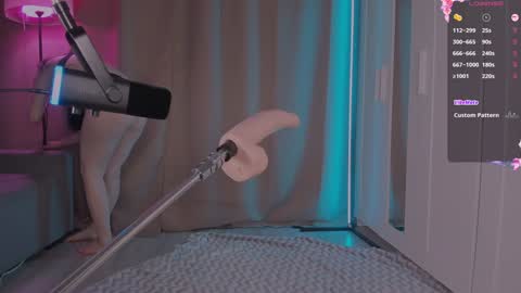 Lina Liza Emily and Grace online show from February 16, 2:04 pm