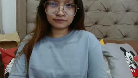 nerdysweetpinay online show from November 11, 1:52 am