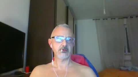nevenerabis online show from December 22, 6:26 pm