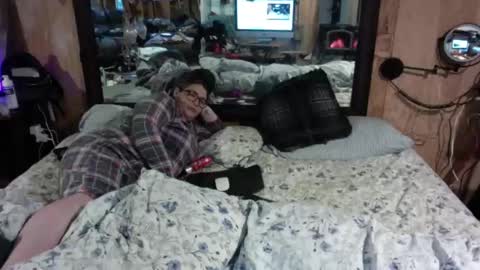 Meow Meow online show from February 1, 4:26 pm