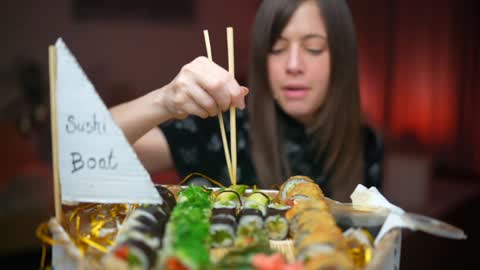 newchloe18 online show from November 16, 9:28 pm