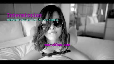 Snapshot of newchloe18 chatting on October 31, 11:54 am newchloe18 online show from October 31, 11:54 am