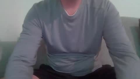 newduser06 online show from February 15, 2:25 am