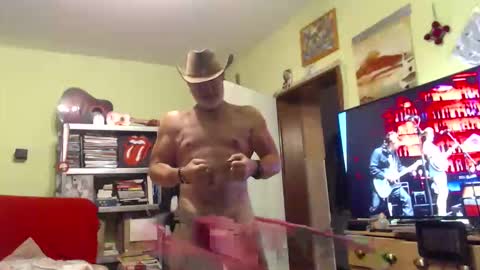 the hole wold is very horny online show from September 18, 7:51 pm