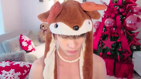   online show from December 5, 7:00 pm