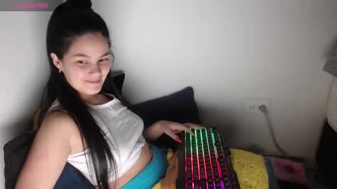 nezuko_sweet online show from March 6, 8:19 am