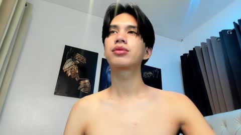 nhicolasklyde online show from October 11, 2:00 pm