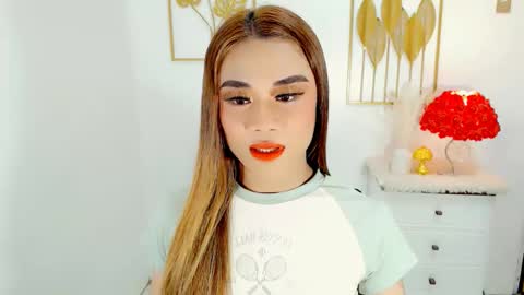 hottie nicole online show from February 20, 1:36 am
