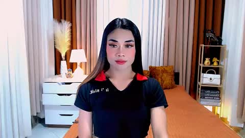 hottie nicole online show from January 26, 5:45 am