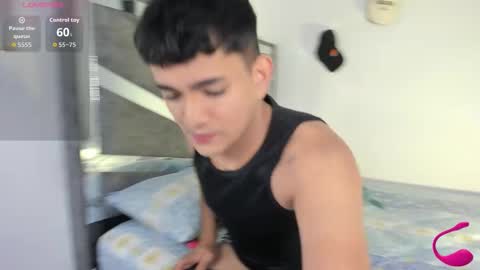 Niall  online show from November 30, 7:54 pm