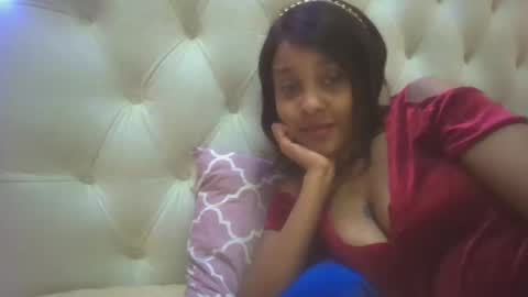 Snapshot of nicckah_ chatting on February 14, 5:19 am Lilly online show from February 14, 5:19 am