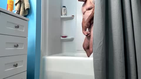 NiceCurvedOne online show from January 6, 10:05 pm