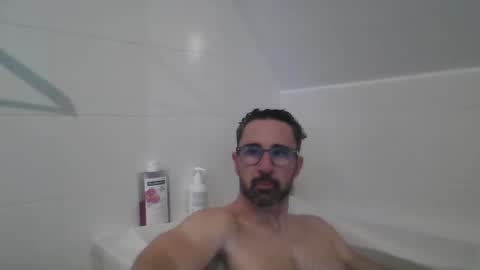 nicefrenchguy79 online show from December 2, 2:26 pm