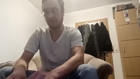 Snapshot of nicefuck0077 chatting on December 8, 2:14 am nicefuck0077 online show from December 8, 2:14 am