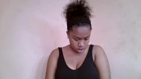 nicelly01 online show from July 3, 7:24 am