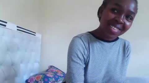 nicemillow online show from December 10, 9:01 am