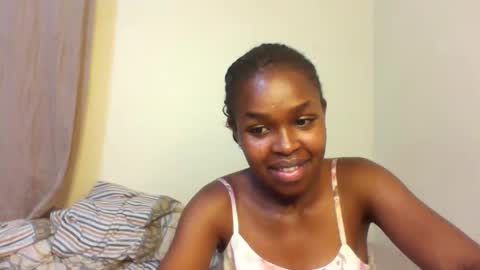 nicemillow online show from December 13, 11:17 pm