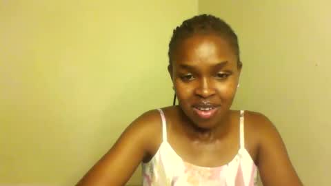 nicemillow online show from December 8, 7:43 pm