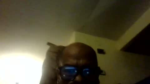 papinhairy online show from November 15, 6:59 am